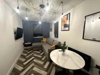 Adam Court Studios and Apartments Hotel a Eye