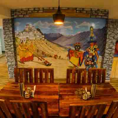 Kapoor Resort Kaza by Mountain Bee Dining/Meeting Rooms