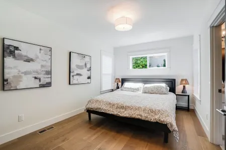 Entertainment Haven / Pool Table