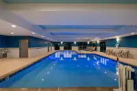 Hampton Inn Omaha/West Dodge Road (Old Mill) - Pools
