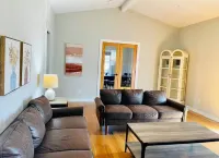 7 Min to UNC Hospital - Walk to Downtown Carrboro / 20 min to Duke Hospital Hotels in Carrboro