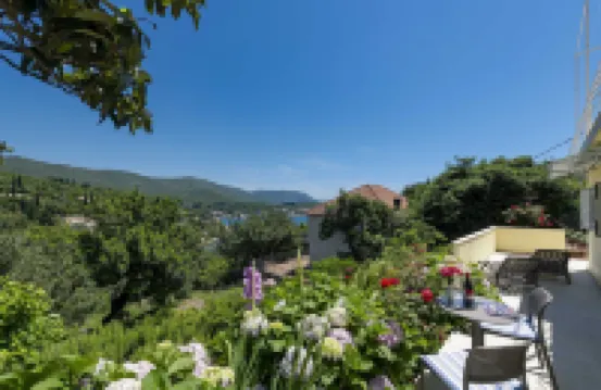 Guest House Rooms Rose