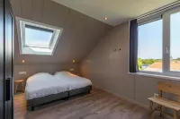 Villa Near North Holland Beach with Jacuzzi Hotels in Julianadorp