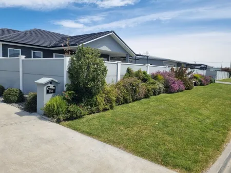 Kaituna Villa close to beaches, vineyards and 3km to town centre