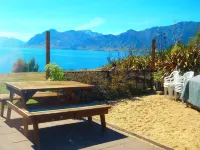 Lakefront House - overlooking Lake Hawea