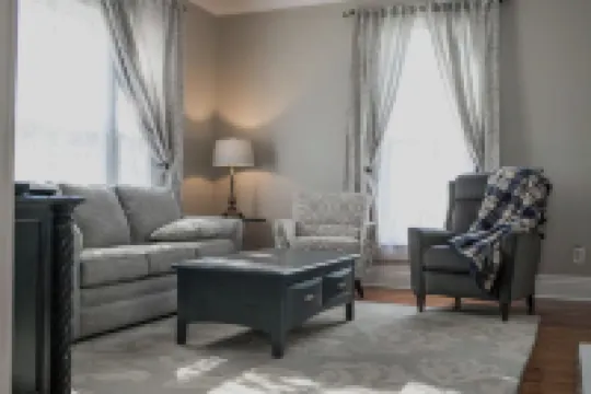 The Blue Belle: Downtown, WKU, Hospital & Parks