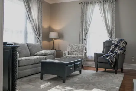 The Blue Belle: Downtown, WKU, Hospital & Parks