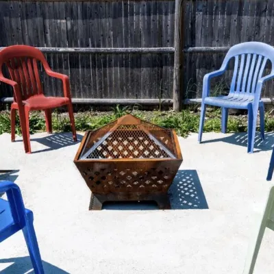 Friendly family with. Sweet home Hotels near Salem Station