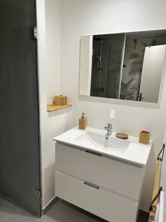 La Voile du Rocher Отели рядом с достопримечательностью «Ило Канар»