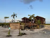 Off-grid Casita on the most popular beach area of Ambergris Caye! Hotels in 