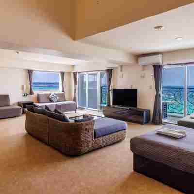 北谷ビーチサイドコンドミニアムホテル モンパ Rooms