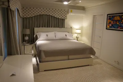 Modern Property located in a Quiet Community 5 Minutes Walk to the Private Beach Hotels near Bahamas Blu purified alkaline water