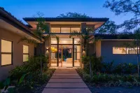 Casa La Jolla Luxury Tropical Beachside Escape in Hacienda Pinilla, Costa Rica