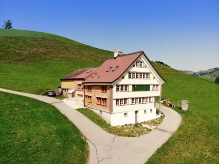 NEW - renovated Bitzi - with a view