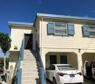 New 2BR villa w/ balcony near Cruz Bay Hotels in 