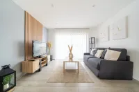 Pretty studio with terrace between sea and forest