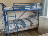 Peaceful bach close to the lake, in the heart of Kinloch Hotels in Kinloch