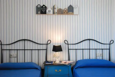 VILLA ENCINA PARA8PERS+PISCINA IND.VISTA AL MAR-IDEAL FAMILIA-A600MTRS DE PLAYAS Hotels near Cala en Turqueta