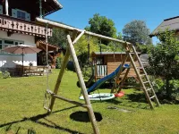Apartment "Bergkristal" in traditional austrian wooden chalet