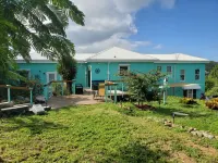 DreamView On The Hill - 3 bd- 2 bth -Spectacular Island & Water Views --Solar