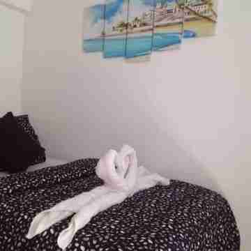 Azure Paris Hilton Beach Resort & Residences @ 1932 Maui Tower Rooms