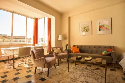 QUAD1- 1 BR, air conditioned / heated, garage, 24/7 security, close to Gulbenkian Hotels in Entrecampos