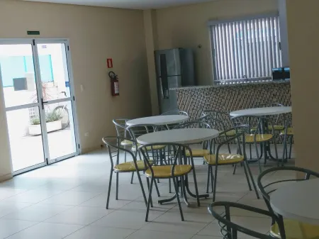 Family apartment Lorena - Marau Itaguaí - Ubatuba - SP Отели рядом с достопримечательностью «Ubatuba Bus Station»