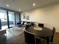 Specious apartment in Kingston, centrally located place.