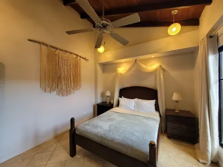 4th floor Apartment - 2 minutes walking distance to the beach!