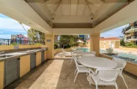 Chevron Renaissance - Private Apartments Hôtels à : Surfers Paradise