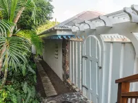 Stunning Views from every room at this Private Villa !!! Hotels in Coral Bay