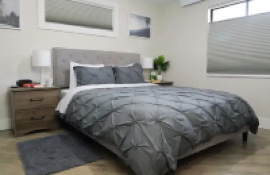 Modern Comfort in Prime Location: Stylishly Remodeled Condo Steps from Downtown