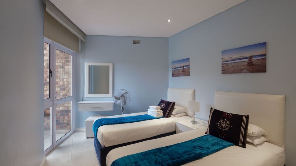 A fantastic modern and spacious apartment right on Umhlanga main Beach