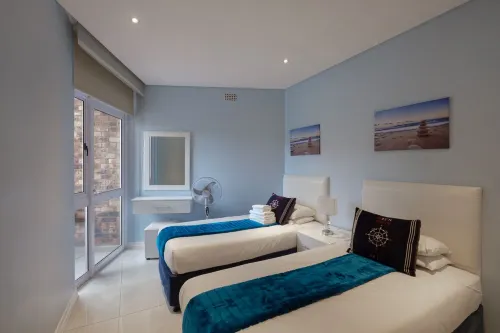 A fantastic modern and spacious apartment right on Umhlanga main Beach