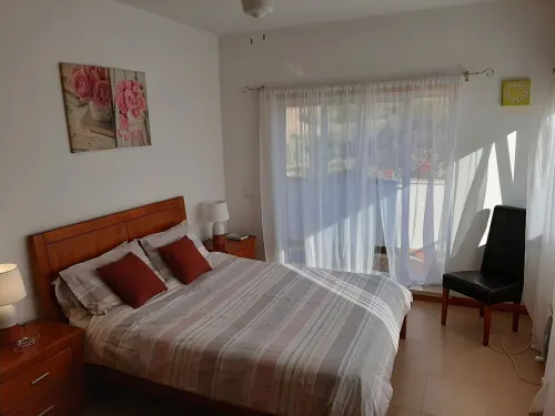 Beautiful, spacious villa with private pool located in the village of Burgau.