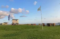 New! Fantastic vacation home with upscale furnishings awaits you!