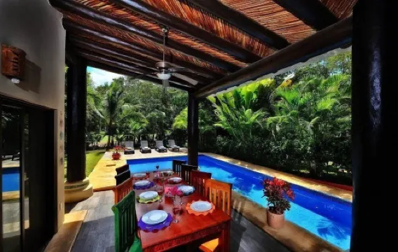 Spacious Private Villa with Pool Backing to Golf Course Beach Only Minutes Away
