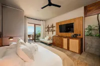 Amazing Oceanfront Villa with private pool