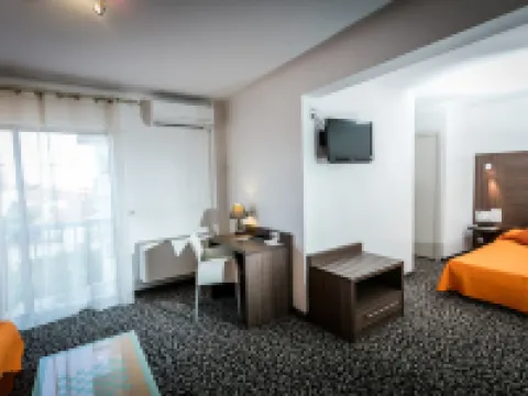 Le Galion Hotel et Restaurant Canet Plage - Logis Hotels in Canet-en-Roussillon