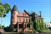 紅石套房飯店 住宿飯店