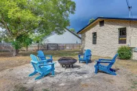 < 1 Mi to Dtwn: Home w/ Fenced Yard in Boerne! - Wifi