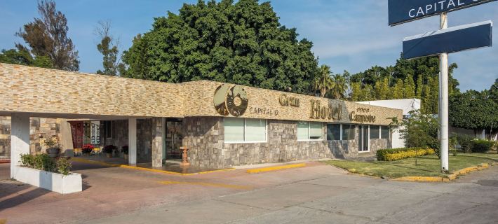Capital O Gran Hotel Campestre Hotele w: Celaya