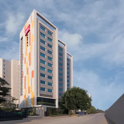 ibis Mumbai BKC Hotels near US Consulate Mumbai
