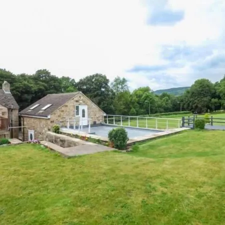 Poacher's Rest Hotels in Matlock