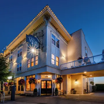 Fairhaven Village Inn