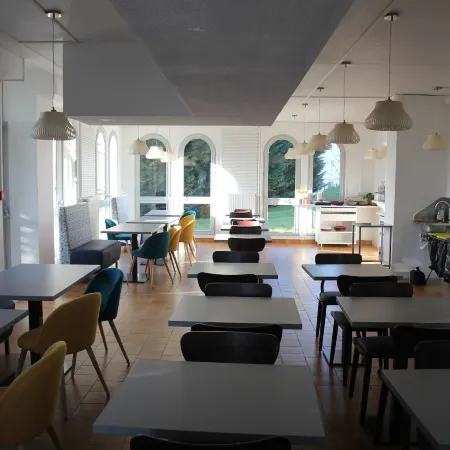 Auberge de Jeunesse Orléans Centre Ville - Hostel