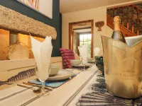 Lower Gadles Hotels in Penryn