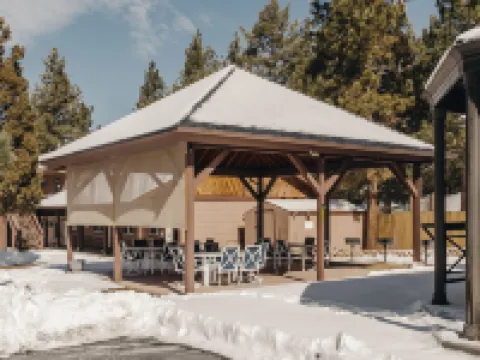 Vintage Lakeside Inn Hotels in Big Bear Lake