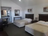 Italy Inn - parking
