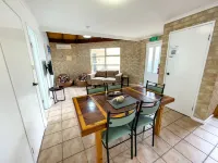 Esperance Foreshore Apartments - شرفة